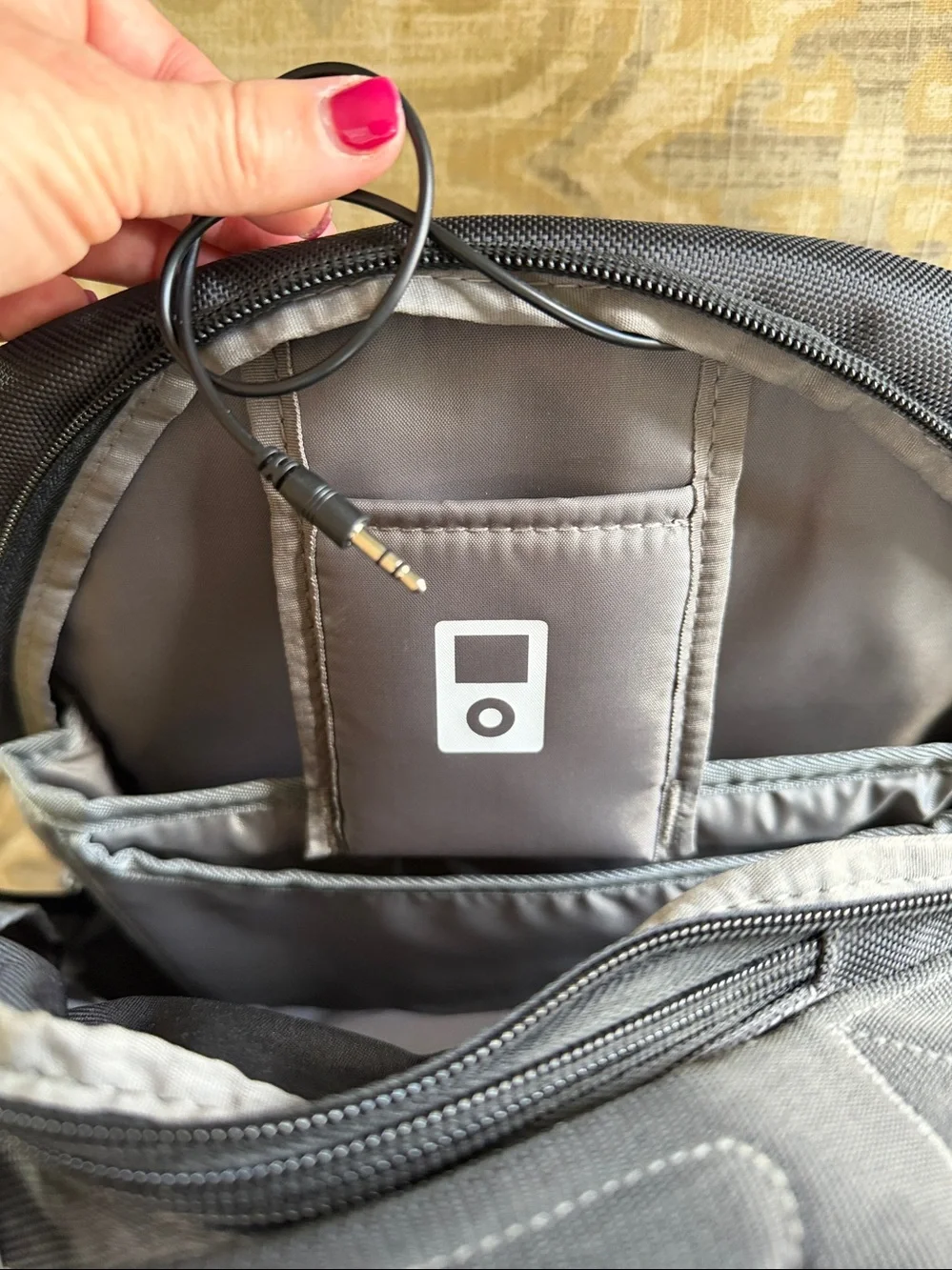 NWT Targus Lengend IQ laptop backpack